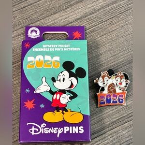 Disney Parks 2026 Mystery Box Pin - Chip & Dale